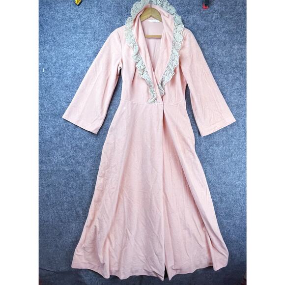 VTG Vanity Fair Housecoat Womens 16 Pink Lace Robe Shabby Chic Cottage Fleece - Picture 1 of 10
